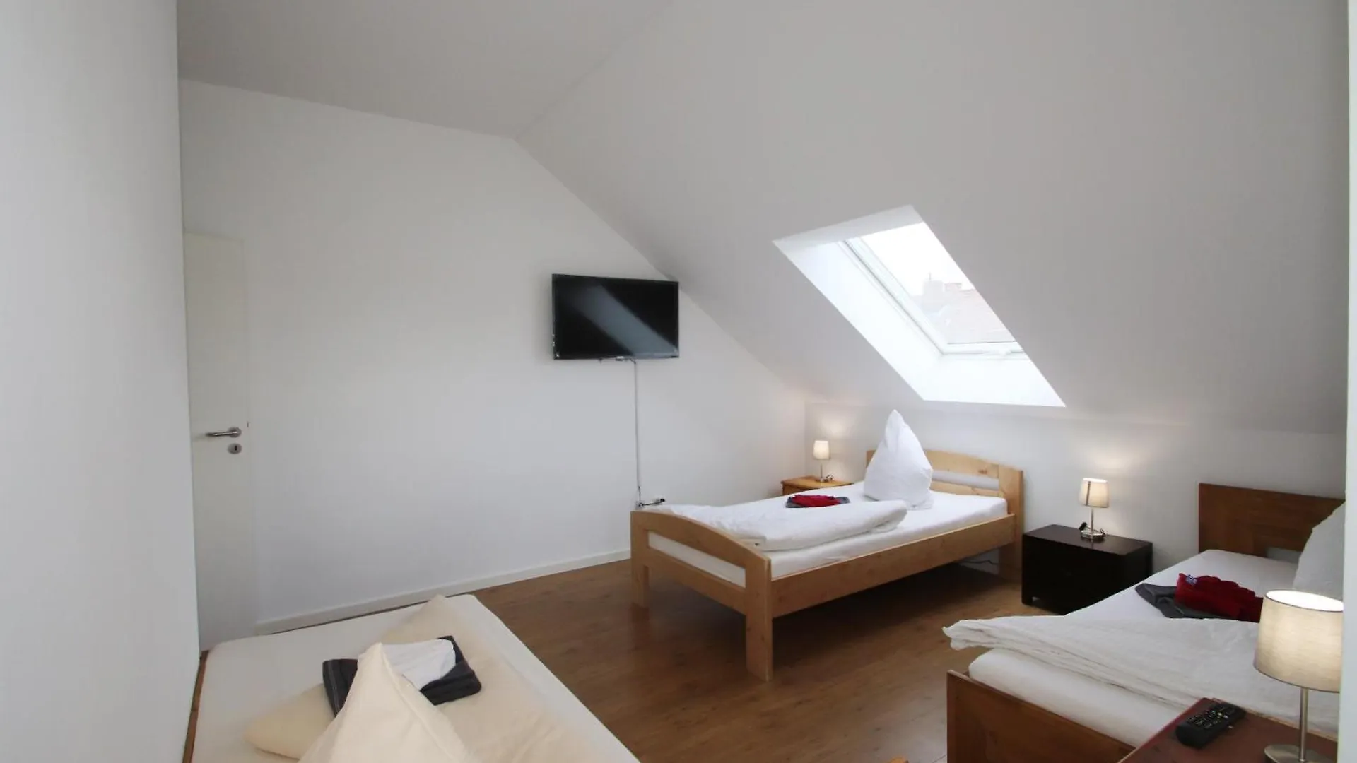 Apartments/Wohnungen Direkt In Aschaffenburg 0*,